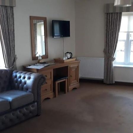 Cambrian Inn Tredegar Exteriör bild