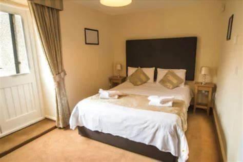 Cambrian Inn Tredegar Exteriör bild